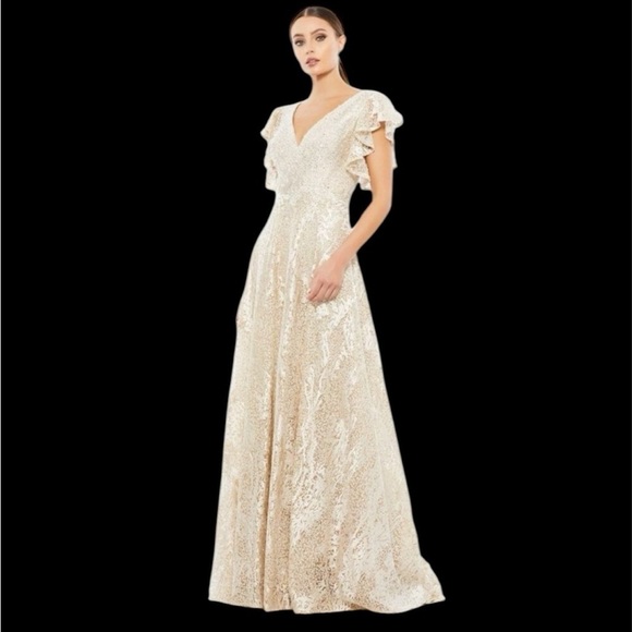 Mac Duggal Dresses & Skirts - Mac Duggal Size 16 Ivory Nude Embellished Flutter Sleeve Lace A-Line Gown $798